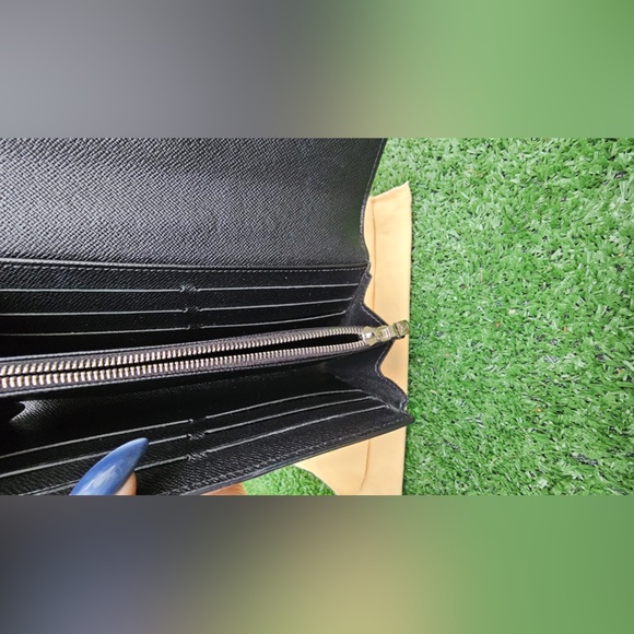 Limited Edition Louis Vuitton Twist Portefeuille Sarah Wallet Neapolitan EUC - Picture 12 of 15